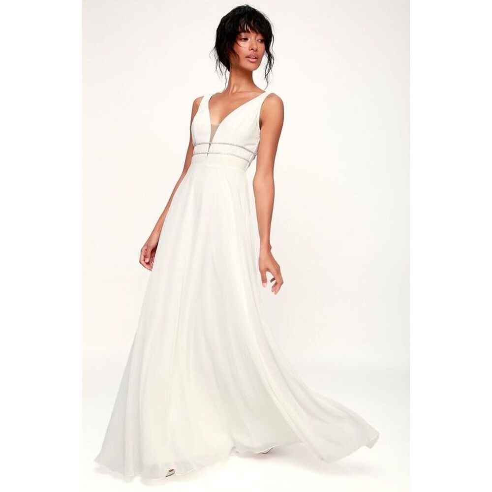 NWT Lola Rose White Sleeveless Rhinestone Maxi Dress